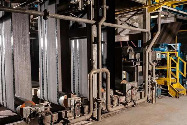 Как делают гибкую черепицу SHINGLAS