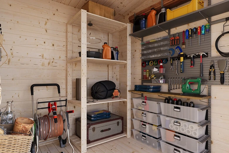 Хозблок 7 с дровником: практичный