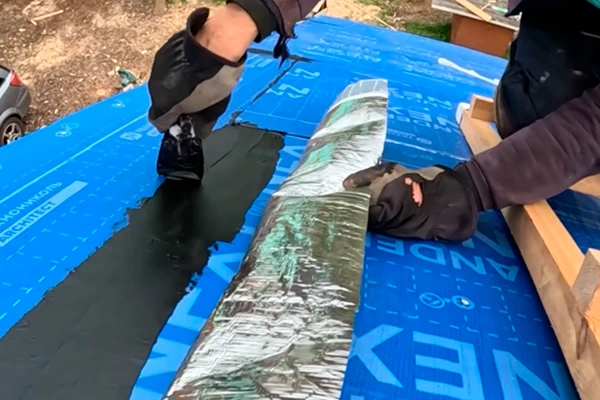 Покрытие крыши осенью: как я успел до холодов