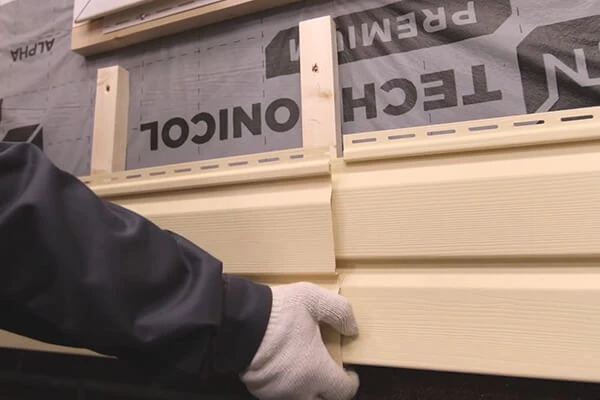 Как правильно: монтируем виниловый сайдинг