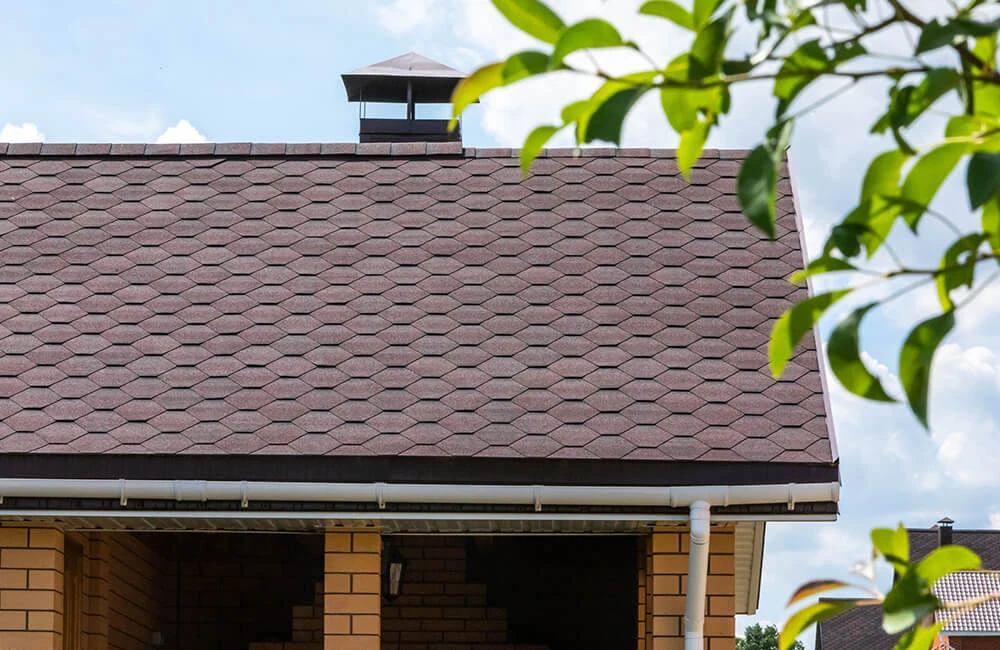 Что такое гибкая черепица и как ее делают