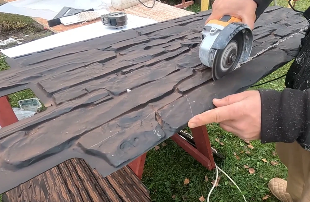 Как преобразить дом: утепление и облицовка сайдингом в одни руки