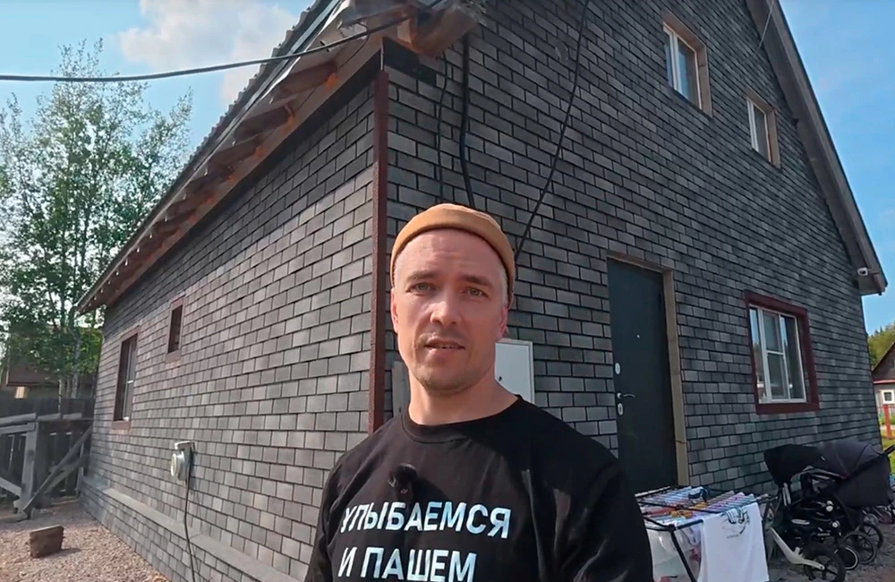 Почему подшивку свесов кровли не стоит откладывать