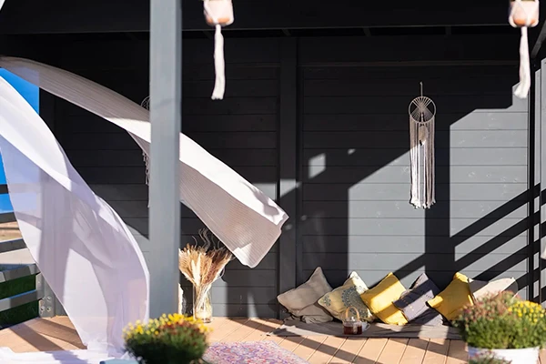 Постройки из мини-бруса, которые можно собрать за два дня