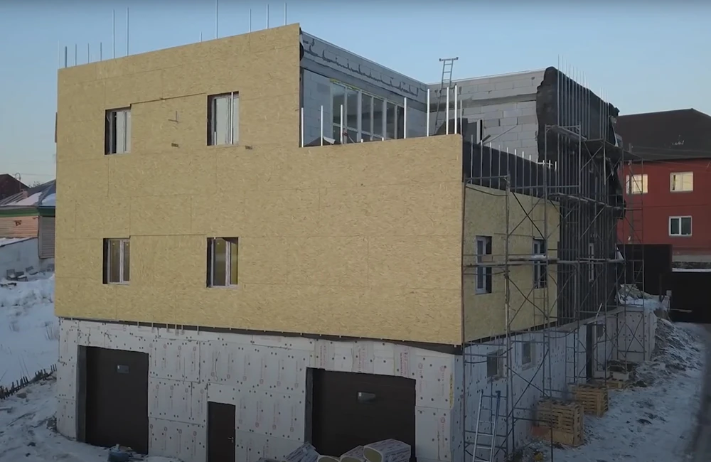 Блогеры–гаражники рассказали, как сделать вечный фасад