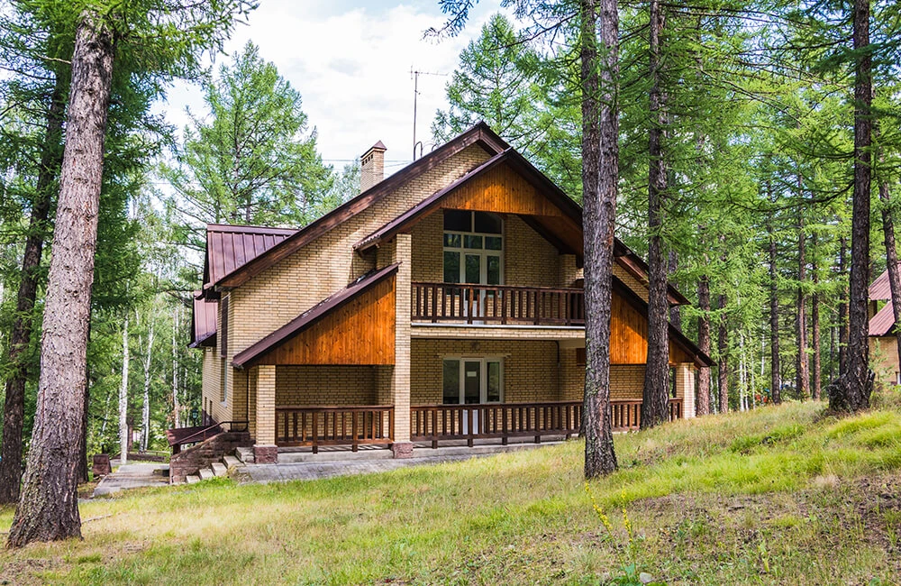 Современные тренды в оформлении фасадов частных домов