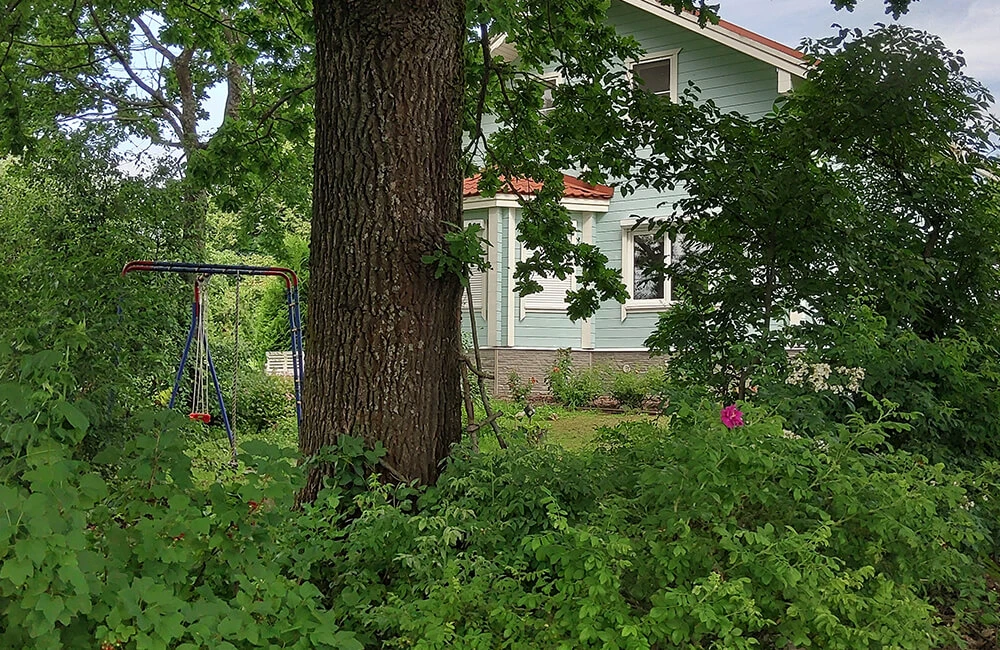 Дом на маленьком участке