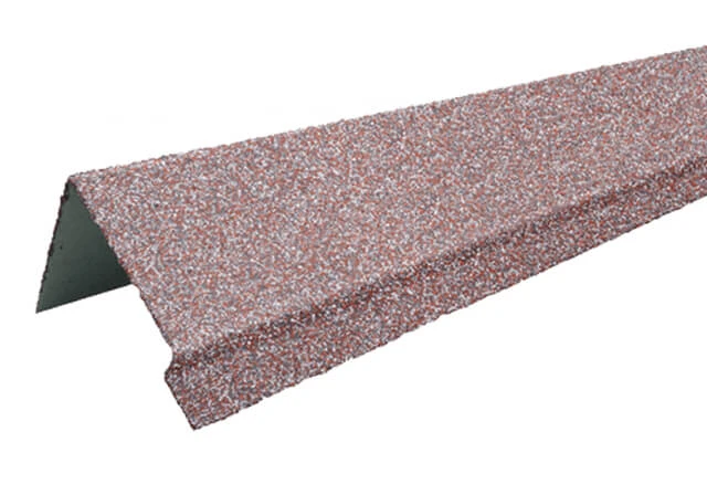 Наличник оконный LUX для оконных и дверных проемов: 120 × 100 × 20 × 30 × 1250 мм.