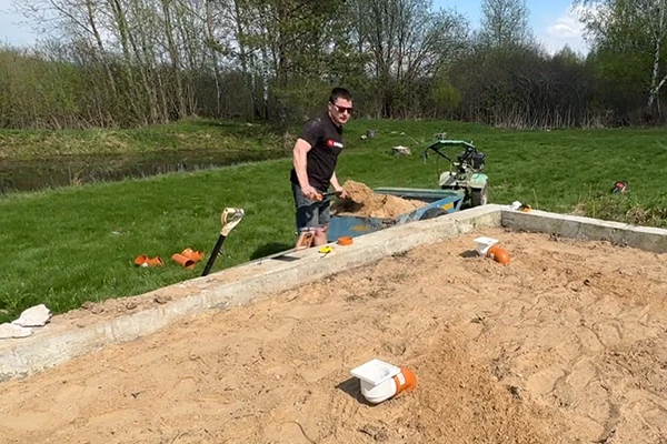 Такую баню можно построить своими руками за две недели