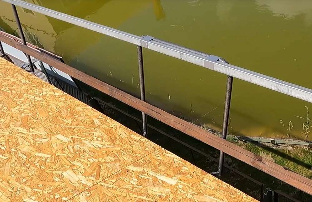 Монтаж гибкой черепицы своими руками: как сэкономить на кровельных работах