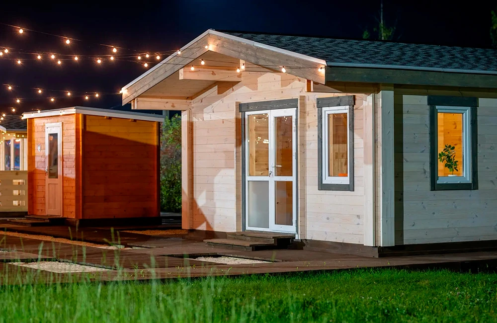 Постройки из мини-бруса, которые можно собрать за два дня