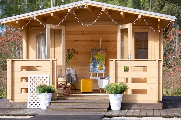 Постройки из мини-бруса, которые можно собрать за два дня