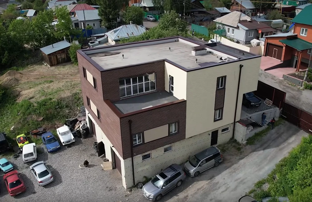 Блогеры–гаражники рассказали, как сделать вечный фасад