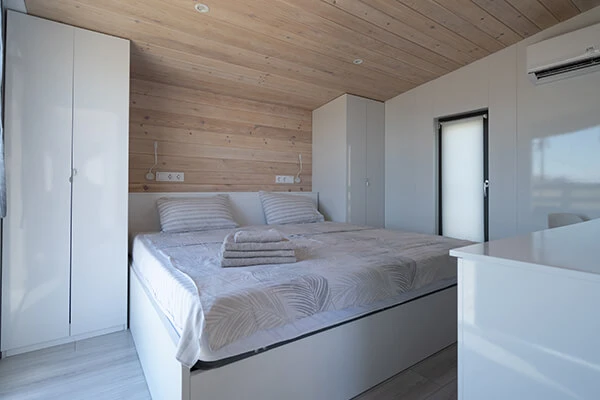 От домика в лесу до пяти звезд у моря