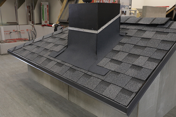 Готово. Понять каким способом произведен монтаж невозможно)