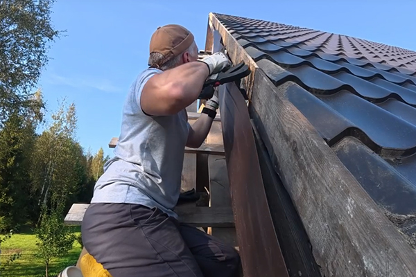 Как подшить свесы крыши если все пошло не по плану