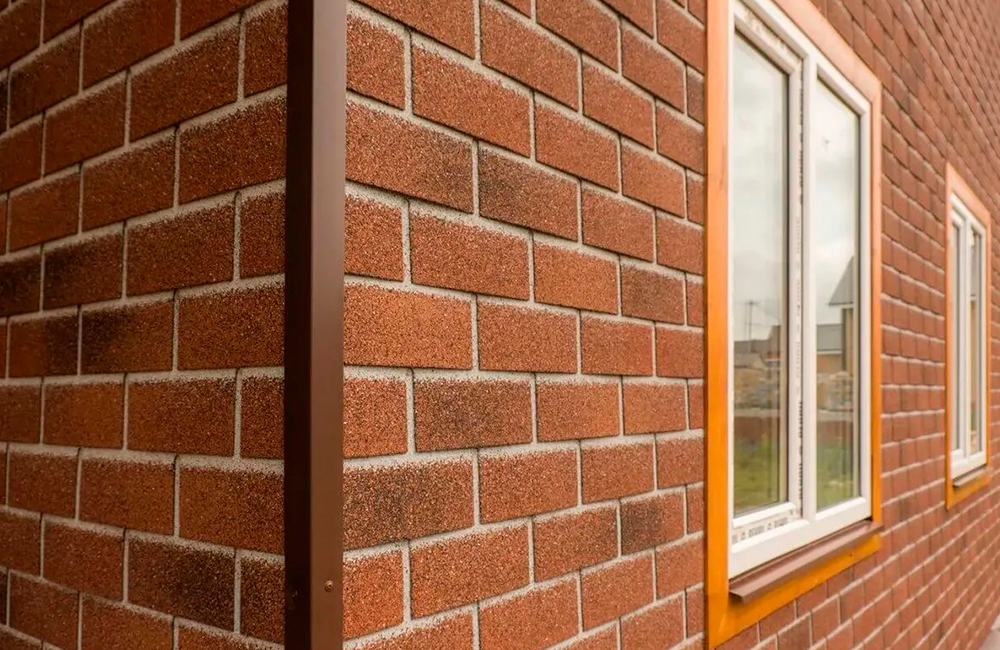 Монтаж фасадной плитки HAUBERK в холодный сезон