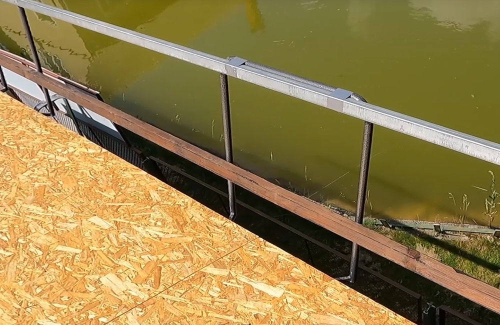 Монтаж гибкой черепицы своими руками: как сэкономить на кровельных работах