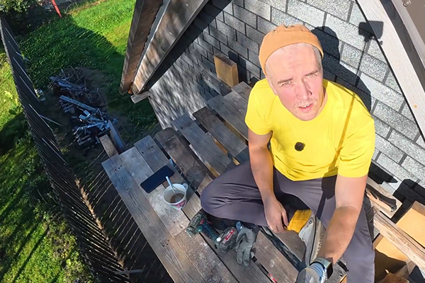 Как подшить свесы крыши если все пошло не по плану