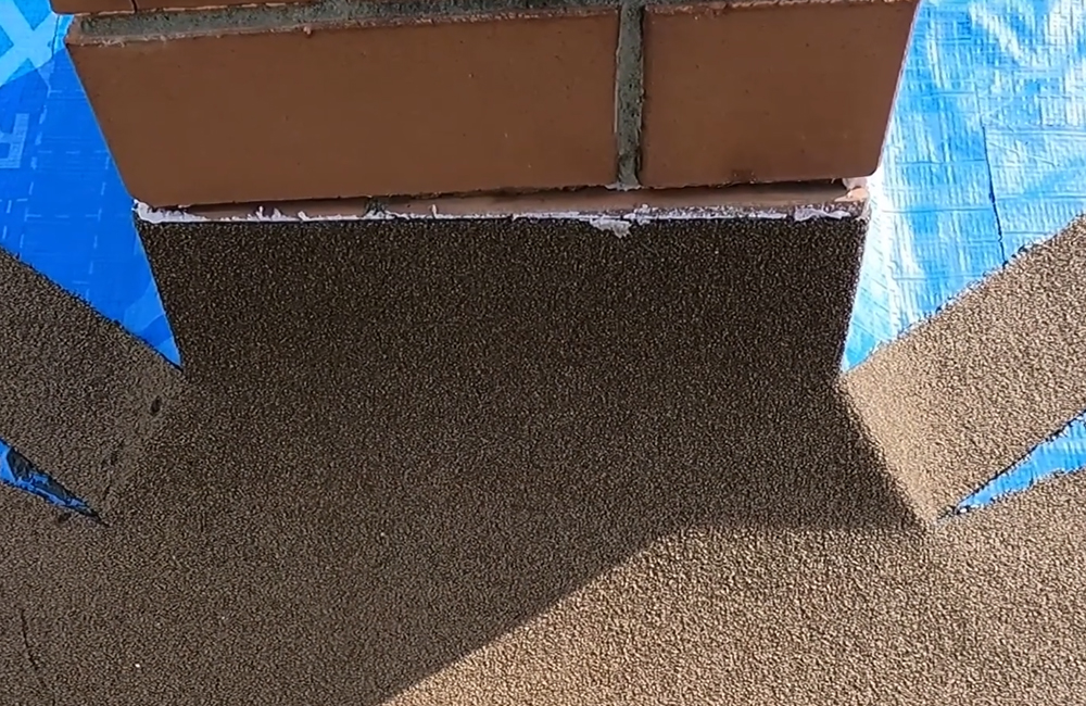 Монтаж гибкой черепицы своими руками: как сэкономить на кровельных работах