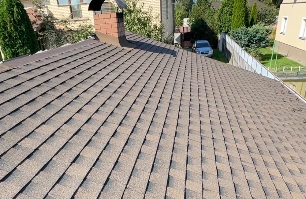 Монтаж гибкой черепицы своими руками: как сэкономить на кровельных работах