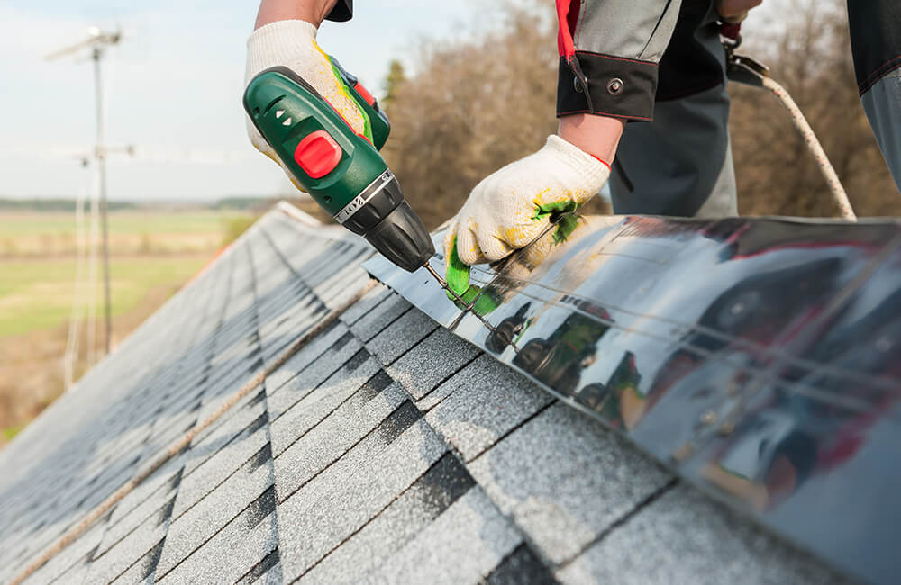 Монтаж конькового аэратора